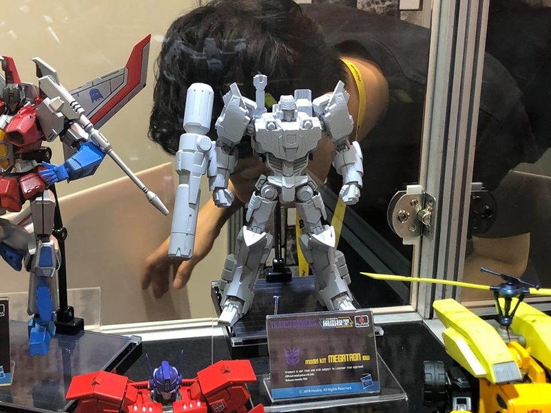 Acghk2018 Flametoys Kuro Kara Kuri Victory Leo Color Star Saber Devastator Megatron  (11 of 27)